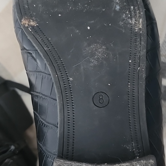 Call it spring loafers - Picture 2 of 5